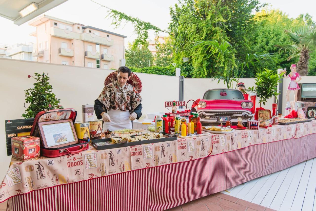 Hotel Villa Del Parco Rimini Luaran gambar